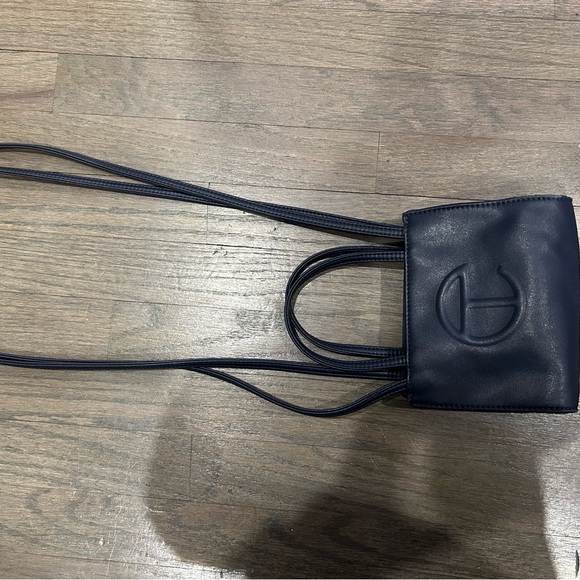 Telfar - Picture 1 of 5